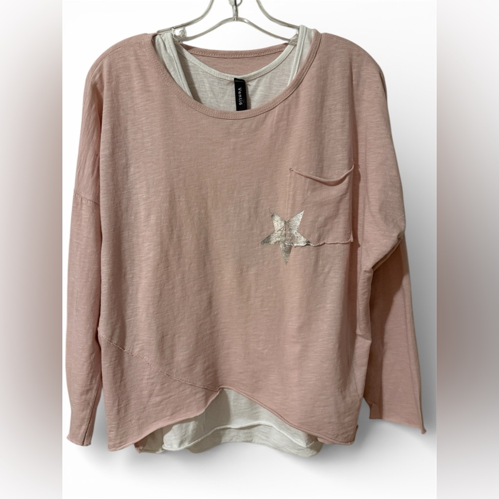 NWT Venti6  Pink 3/4 sleeve Top with Star Detail over White Tank Small